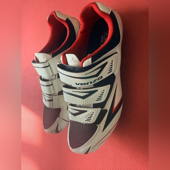 Black and White Venzo Unisex Cycling Shoes with Delta Clip, Size 8 W / 6.5 M - Picture 3 of 8